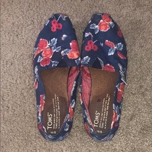 TOMS Floral Slip Ons